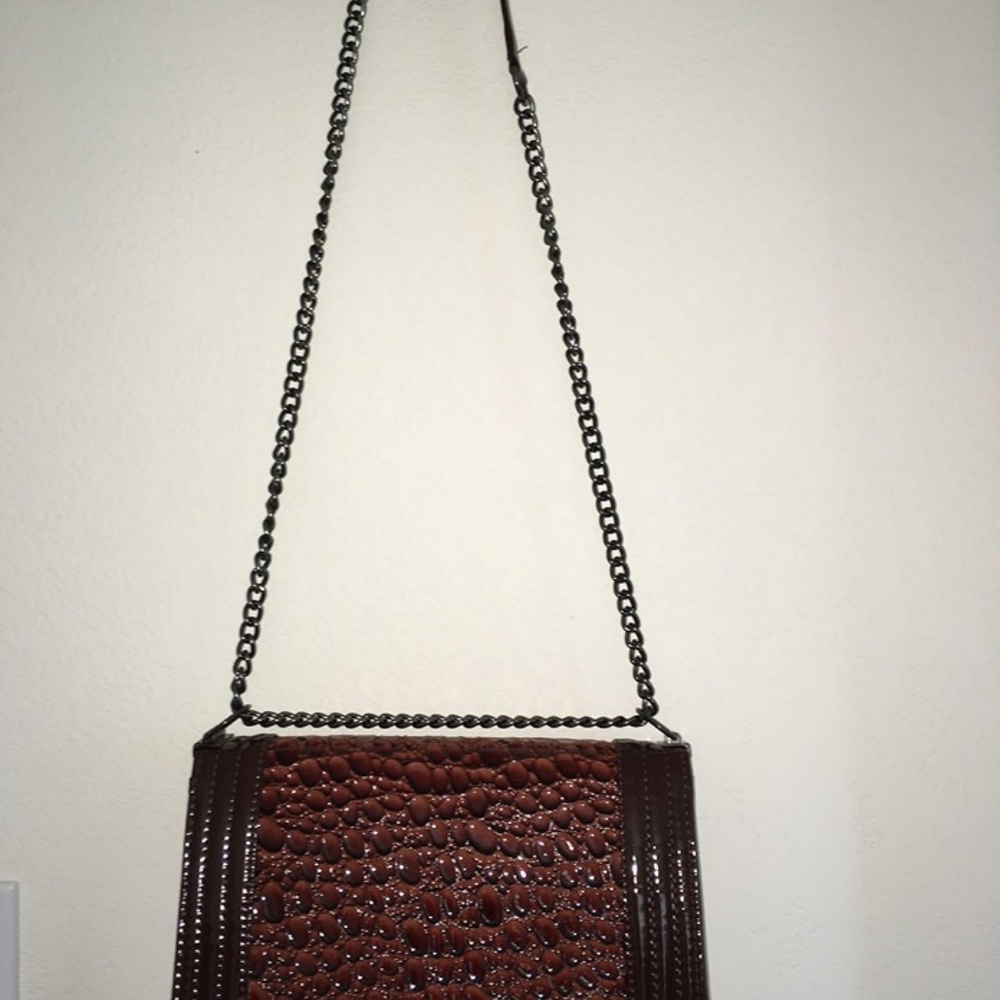 Shoulder Bag - Picture 2 of 8